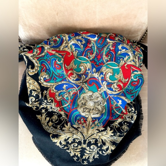 Large Scarf with Ornate Red Blue Black Gold Multicolored Baroque Design 46”x45” - Picture 4 of 9